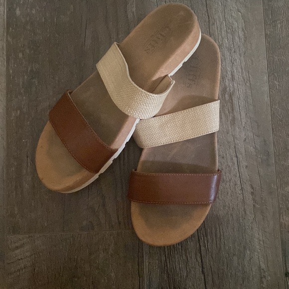 Cliff’s Shoes size 7!! 🧗‍♀️🤎 - Picture 3 of 3